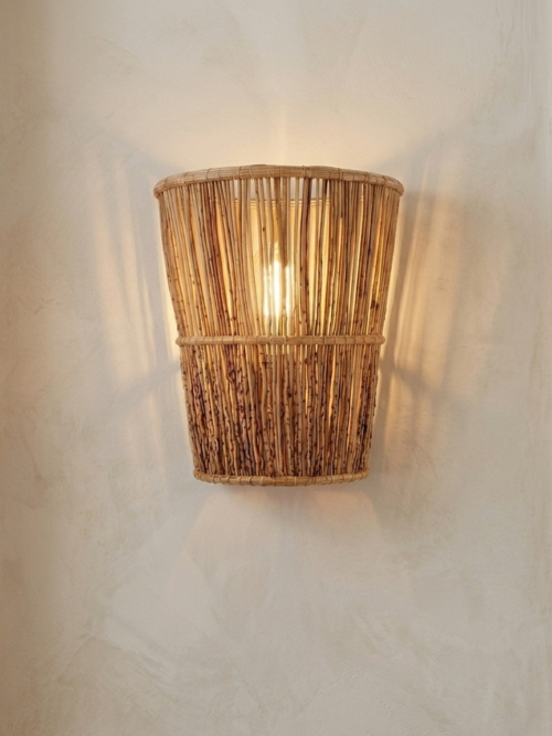 Applique murale rotin tressé main – Luminaire artisanal fibres naturelles Djerba Tunisie