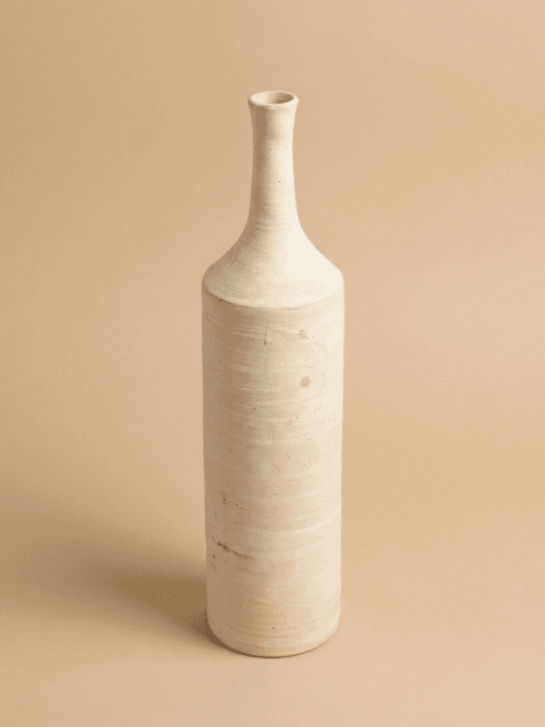 Vase Bouteille en Céramique Artisanale —